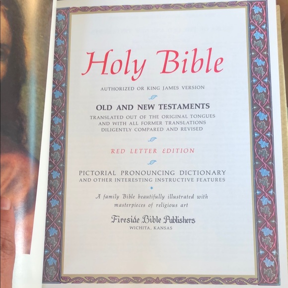 White and Gold Holy Bible - Picture 5 of 6